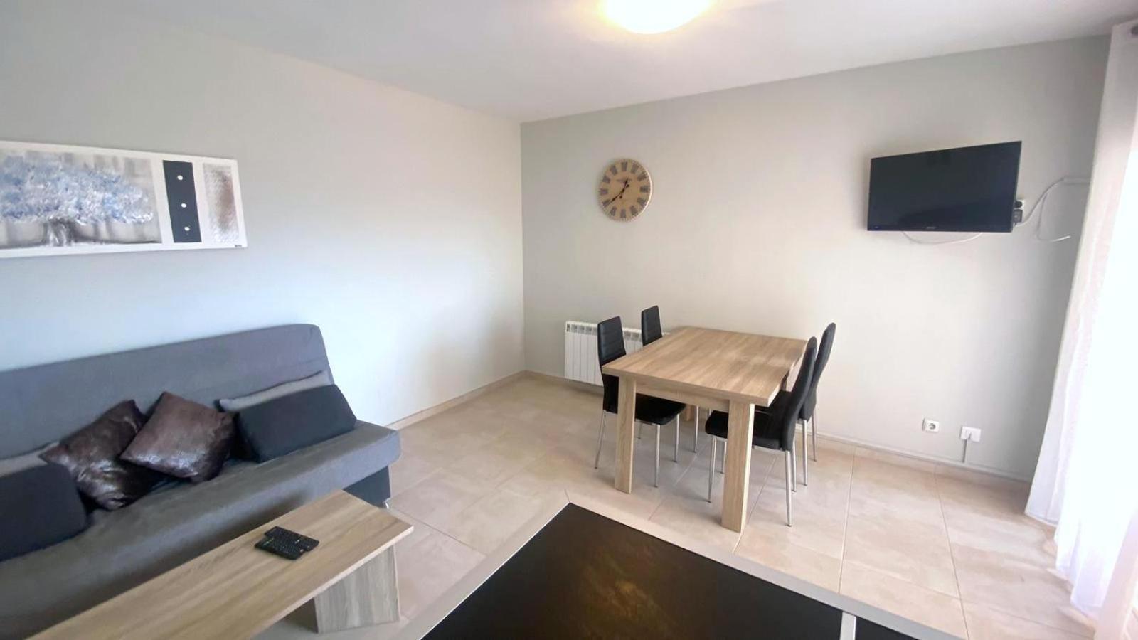 Olimpe 2 8 Appartement Roses